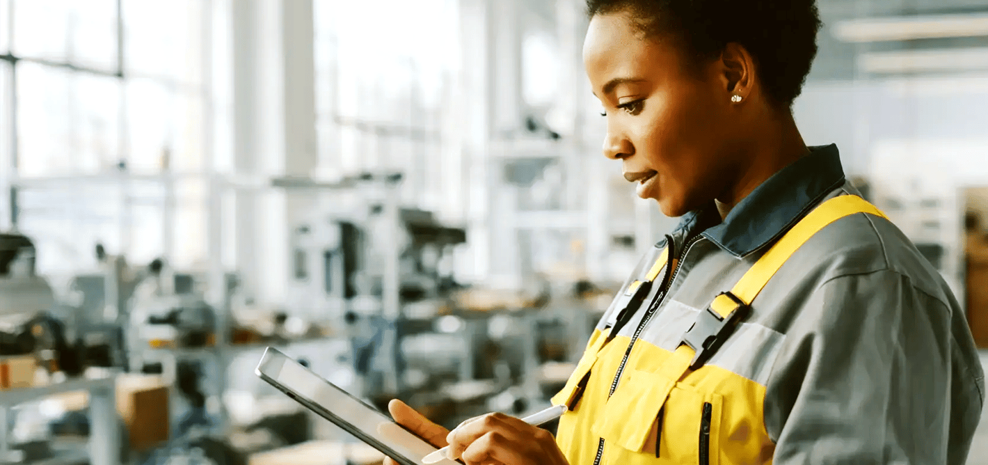 cmms-use-case-audits-compliance-hero-warm cmms-use-case-audits-compliance-hero-warm