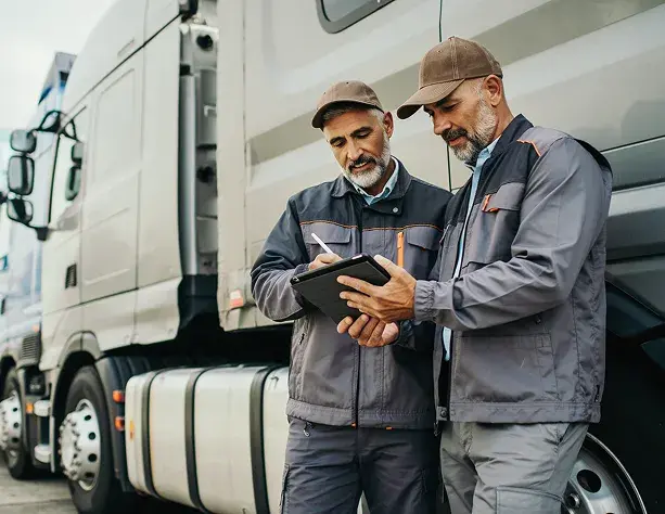 industry-transport-logistic-tablet-truck-people